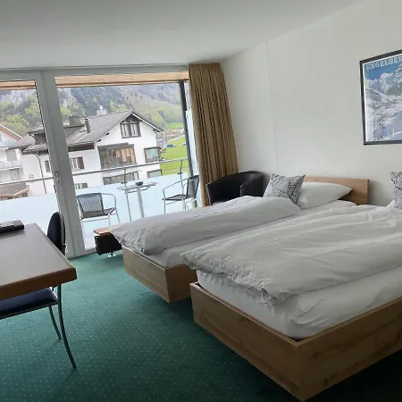 Hahnenblick Hotel 3*