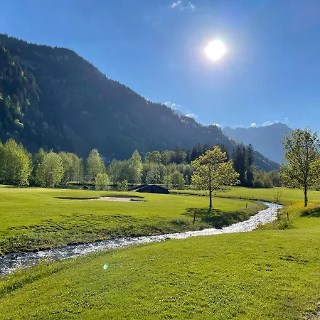 Hahnenblick 3* انغلبرغ