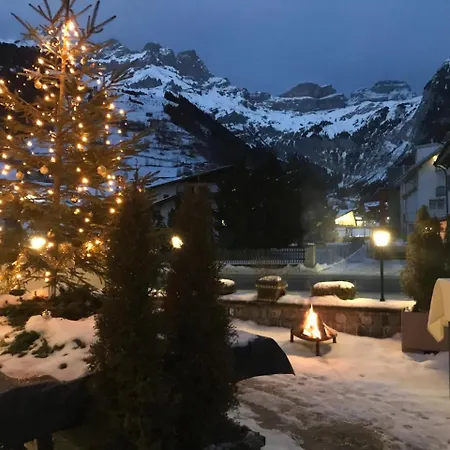 Hahnenblick Otel Engelberg