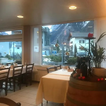 Hotel Hahnenblick 3*
